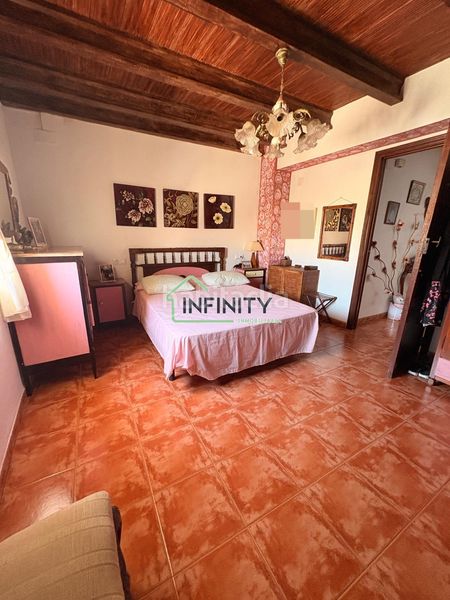Foto c7e5ec74-e949-4814-9f5c-19daa2632b72. Casa amb calefacció a Vilallonga / Villalonga
