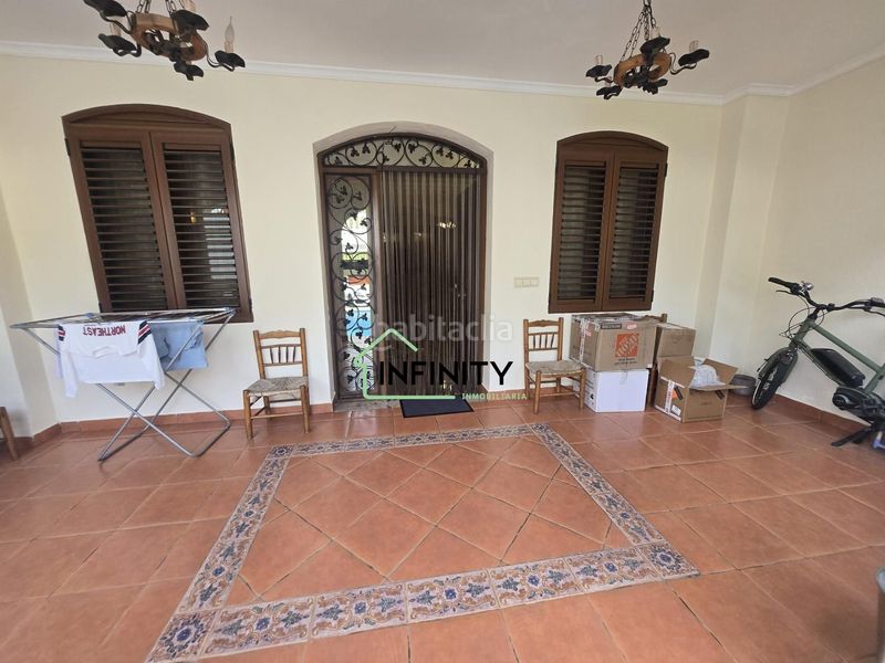 Foto 45ce2b66-5ff5-4e6e-899d-4446af011286. Casa amb piscina a Oliva pueblo Oliva