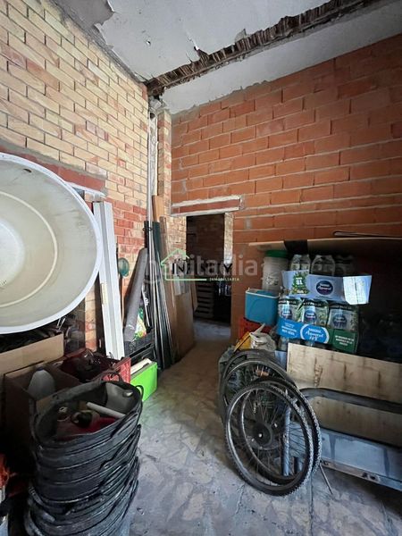 Foto cbf04f6c-424f-4f04-8e5e-cb4d5fe0d15d. Casa edificio en Oliva pueblo Oliva