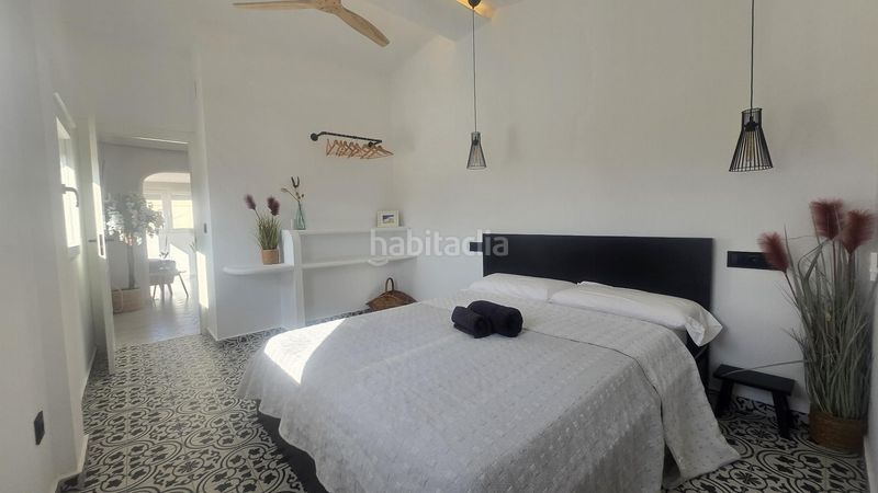 Foto 0b81215e-e950-43d4-8ace-113ba3c0f3a6. Casa amb piscina a Oliva playa Oliva