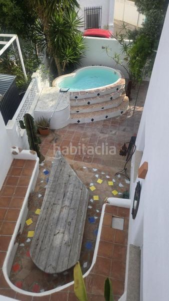 Foto ace04420-afd9-468b-8d31-efb2d3c6c7fd. Casa amb piscina a Oliva playa Oliva