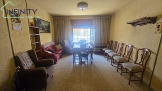 Casa en Oliva Pueblo. Olivacasa
