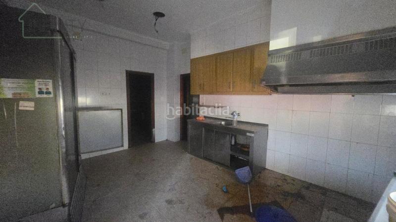 Foto 537daa43-baf2-4a54-915b-98963bd6e784. Edificio la font d en carròsedificio en Font d´en Carròs (la)