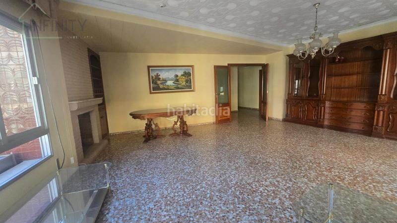 Foto ad0adfa4-d90b-4050-85db-3d480108ec6e. Edificio la font d en carròsedificio en Font d´en Carròs (la)