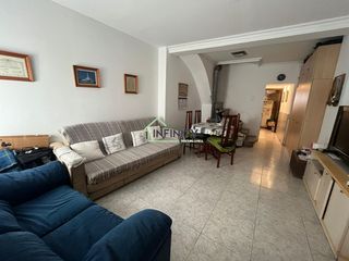 Maison à Oliva Pueblo. Olivacasa