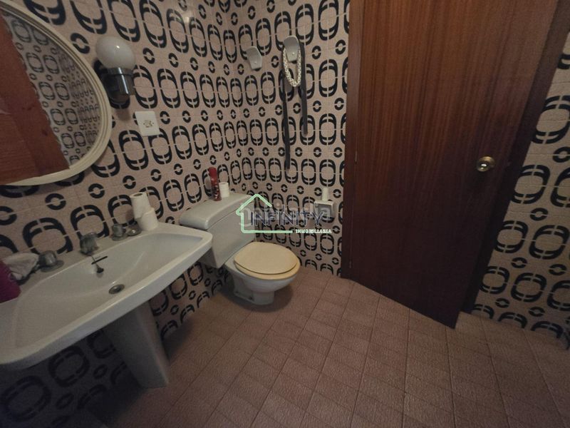 Foto 6f8959e3-2e75-4981-a48f-e553e6ff42b4. Edifici a Font d´en Carròs (la)