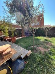 Casa adossada a Sant Fruitós de Bages. Casa adossada a la millor zona de sant fruitós de bages – el bos