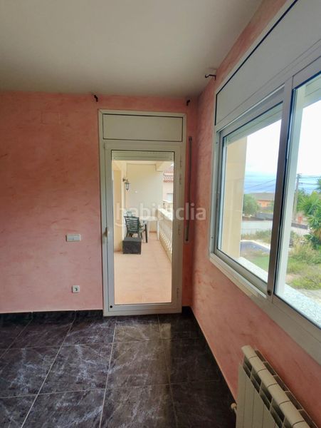 Foto c46979f7-266d-49c3-9bed-a6728569e821. Xalet amb calefacció aparcament piscina a Canyelles