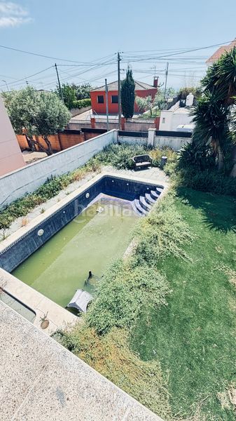 Foto e068d603-d0d9-464a-9519-dd970a37ab4f. Xalet amb calefacció aparcament piscina a Canyelles