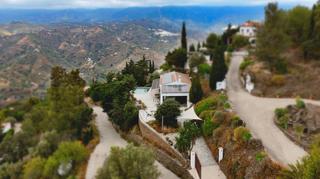 Masia a Sayalonga. Encantadora finca rústica con vistas panorámicas al mar – sayalo