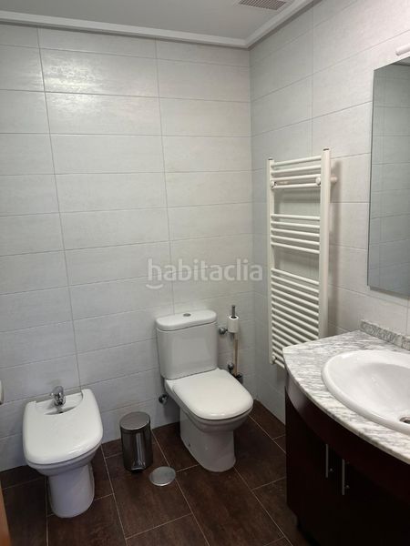 Foto 4507c9ae-2c6a-4404-b390-10b9e6b0f220. Rent flat with heating parking in La Lastra León