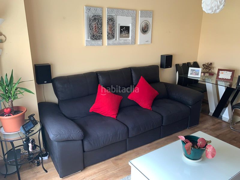 Foto 97cf5558-b742-4dcb-8edb-15ca83d51702. Rent flat with heating parking in La Lastra León