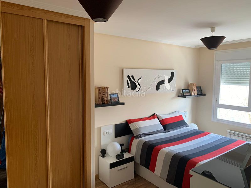 Foto e5fbf875-75a3-4fa8-8aeb-67e32b2cd8d0. Rent flat with heating parking in La Lastra León