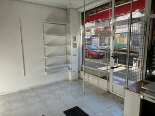 Location Local commercial  Avenida del párroco pablo díez. Se alquila local en párroco pablo díez
