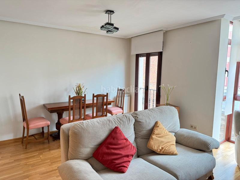 Foto 10351a16-4080-42e7-bd64-bde53c34354d. Dúplex se vende dúplex en zona de los cubos en San Mamés - La Palomera León