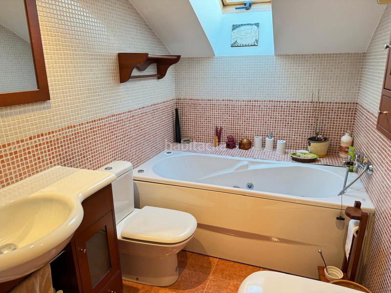 Foto 25e27538-75e8-41be-8a29-6f51ce0a92b1. Dúplex se vende dúplex en zona de los cubos en San Mamés - La Palomera León