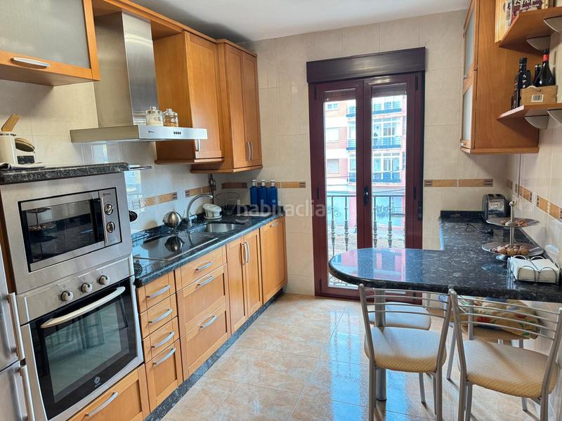 Foto 57fa15eb-29ab-4e9a-a43a-a29e58ceb019. Dúplex se vende dúplex en zona de los cubos en San Mamés - La Palomera León