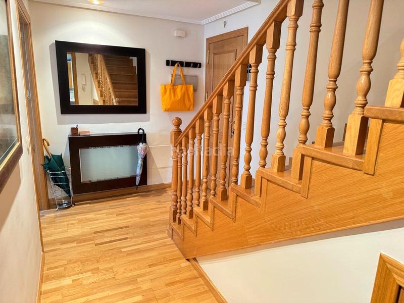 Foto 60391e2c-3479-4d43-9b1b-398ab3fd3463. Dúplex se vende dúplex en zona de los cubos en San Mamés - La Palomera León