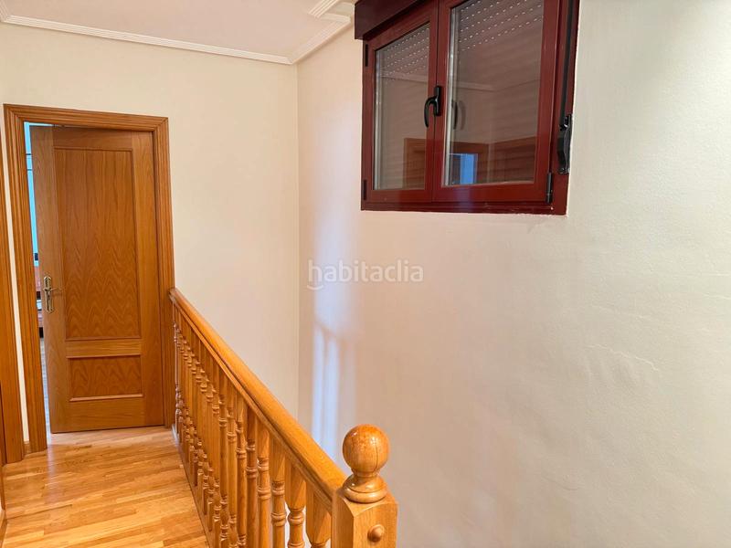 Foto 61dc867d-c931-47d8-bc5e-718fb08b794c. Dúplex se vende dúplex en zona de los cubos en San Mamés - La Palomera León