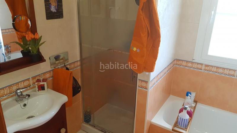Foto 3ff07d20-6ccc-4227-a4ce-b73f92cfc82b. Casa aparellada amb xemeneia calefacció aparcament piscina a Sariegos