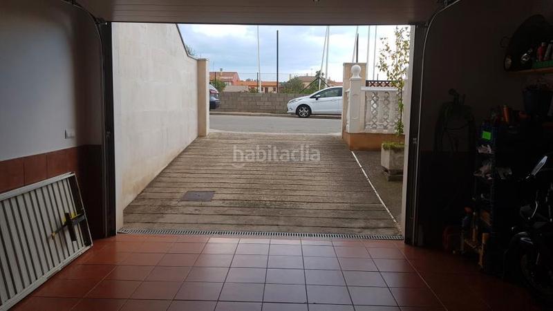 Foto 835ab8f3-9727-44a0-9fe8-a2413058d4d5. Casa aparellada amb xemeneia calefacció aparcament piscina a Sariegos