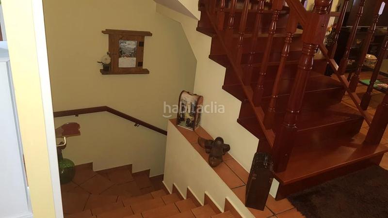 Foto a5bcac37-5f13-43b0-b2eb-0ec402a14040. Casa aparellada amb xemeneia calefacció aparcament piscina a Sariegos