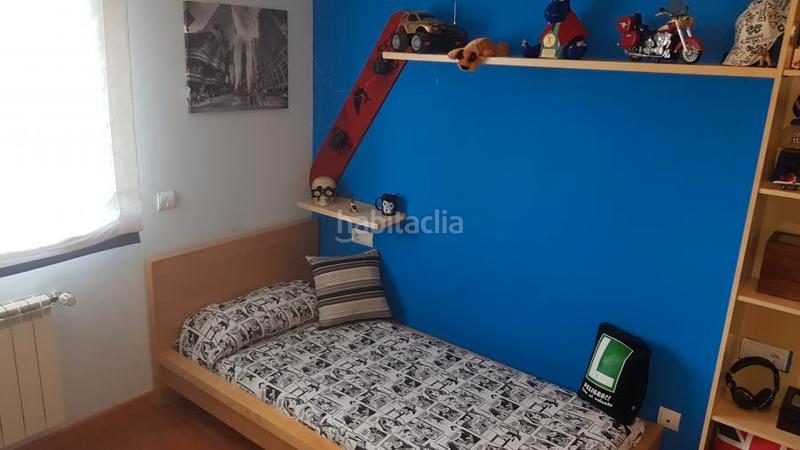 Foto ec2f3e67-bcdf-4d7b-b801-9ff557240dda. Casa aparellada amb xemeneia calefacció aparcament piscina a Sariegos