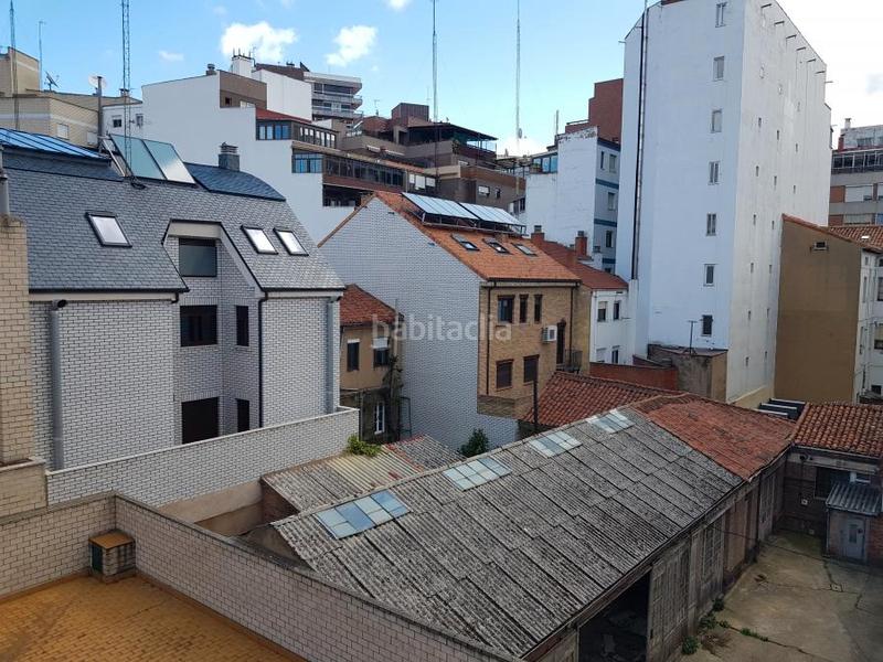 Foto 7ba2da11-0c4a-41a8-a8b0-13456f729394. Duplex con riscaldamento parcheggio in Centro Ciudad León
