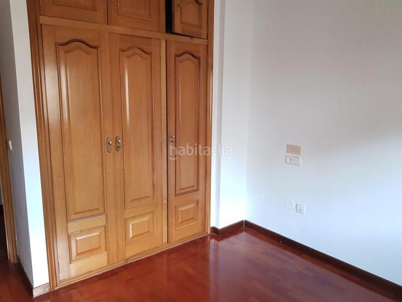 Foto 8d701bcf-51d0-4a74-9cd2-1aa2d43f0443. Duplex con riscaldamento parcheggio in Centro Ciudad León