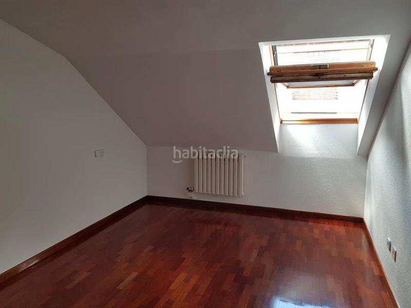 Foto dc5d4a5c-8d89-47cb-96c0-3800f5b30586. Duplex con riscaldamento parcheggio in Centro Ciudad León