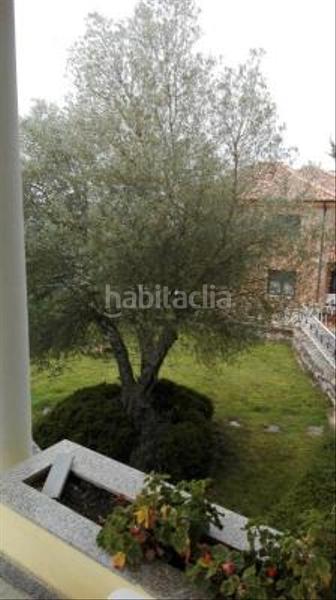 Foto 289fa590-77b5-4401-a5cd-65fa19cfffe0. Xalet amb xemeneia calefacció aparcament a Valdefresno