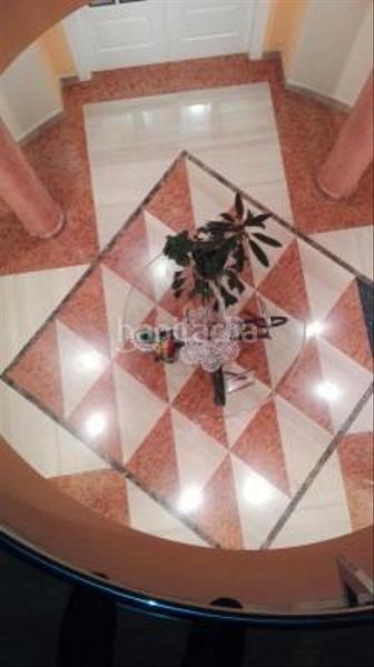 Foto 39661a00-d9ee-42f3-aac8-e3a8ba3141db. Xalet amb xemeneia calefacció aparcament a Valdefresno