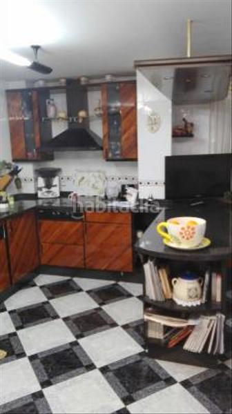 Foto 9804f5aa-52be-4e13-a886-4585148964e3. Xalet amb xemeneia calefacció aparcament a Valdefresno