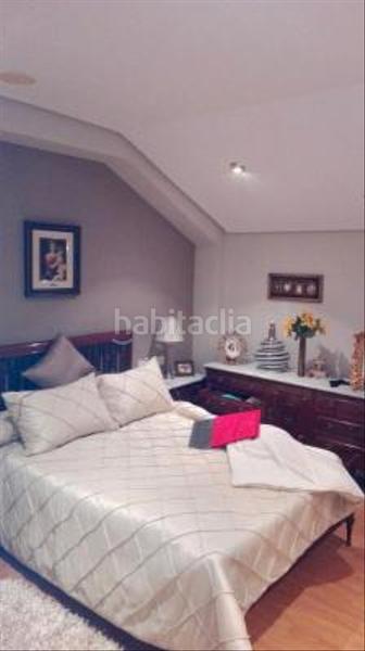 Foto d96ae555-fcad-4a65-80e0-17c7ed82e4b5. Xalet amb xemeneia calefacció aparcament a Valdefresno