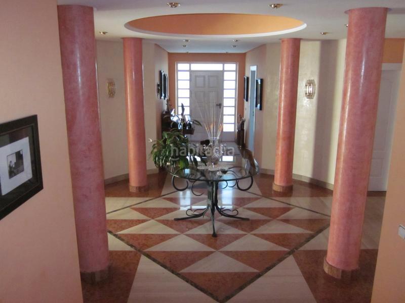 Foto e23f8b7e-077d-4d53-95d1-273fd56648e3. Xalet amb xemeneia calefacció aparcament a Valdefresno