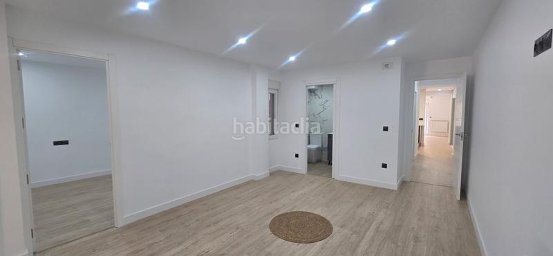 Foto def253c6-35d9-416f-a91f-a2c33d4e365f. Piso se vende piso recién reformado en sampiro en León