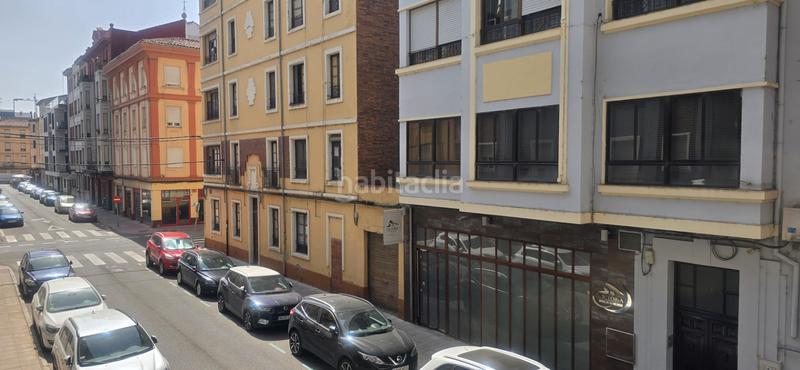 Foto efcf4338-9bfb-43e7-94ce-8cf7cd03b435. Piso se vende piso recién reformado en sampiro en León
