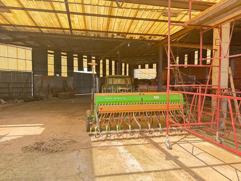 Foto 05bb572d-d251-46b3-81e6-6bdfacfd07dd. Bâtiment à usage industriel dans Urdiales del Páramo