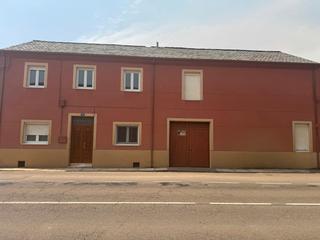 Casa  Calle carretera. Se vende casa en urdiales del p�ramo