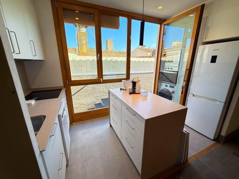 Foto ed479ea8-2880-48f4-882a-5aedf406f435. Lloguer casa a calle mossen bundo 1 a Bisbal del Penedès (La)