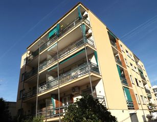 Etagenwohnung in Pisuerga 13. Tu refugio junto al mar comodidad y sol en segur de calafell