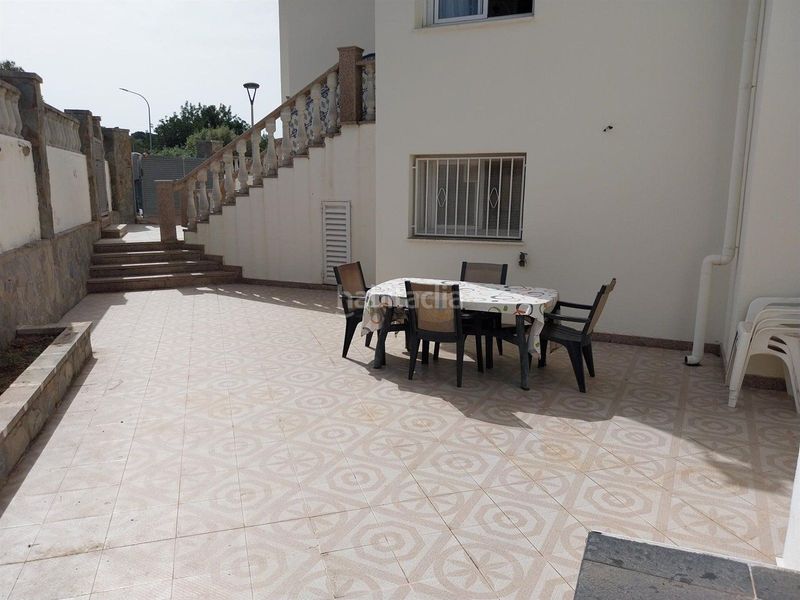 Foto 62d65ee0-6f0b-4b48-9a98-df9e07cee2bb. Casa adossada a enric morera 21 a La Franquesa-Oasis Park Vendrell (El)