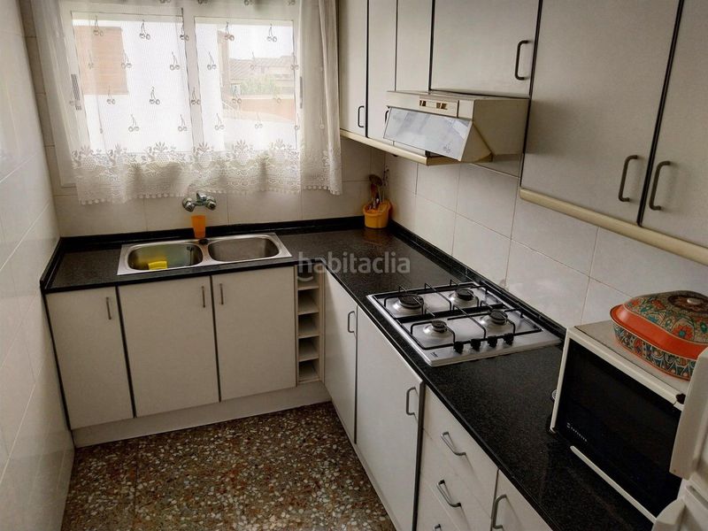 Foto bce000e0-a8dd-496a-bbd7-9eb1a824660c. Casa adossada a enric morera 21 a La Franquesa-Oasis Park Vendrell (El)