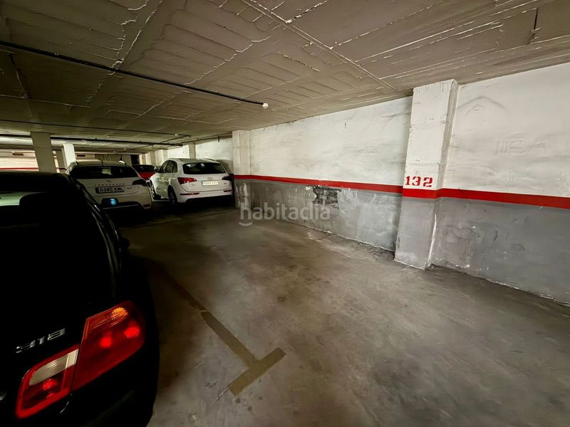 Foto 788961a4-d67e-4ae3-83f2-af184395d599. Aparcament cotxe a valls 84 a Centre Vendrell (El)