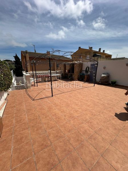 Foto 32f09e94-f4d8-4e72-a5d6-bee00fa2f957. Casa amb aparcament a Segur de Calafell nucli urbà Segur de Calafell
