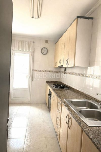 Foto b1526dc6-b348-4214-91fe-169781bd3527. Casa amb aparcament a Segur de Calafell nucli urbà Segur de Calafell