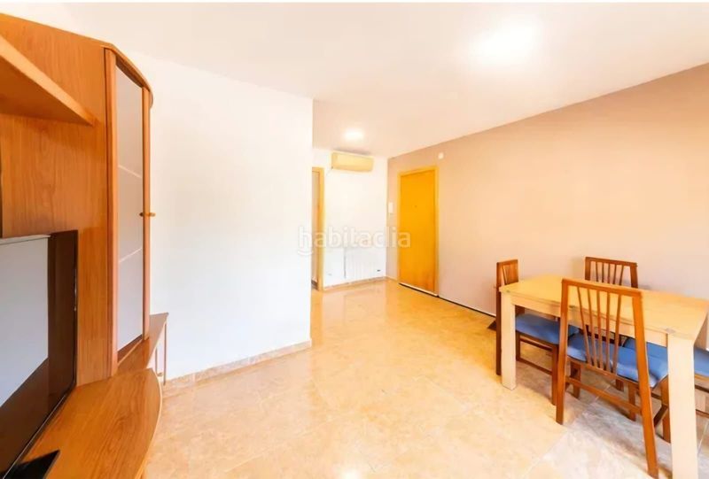 Foto a86a3ab8-481d-4aae-92a6-219a8996b943. Flat with heating parking in Cunit residencial Cunit