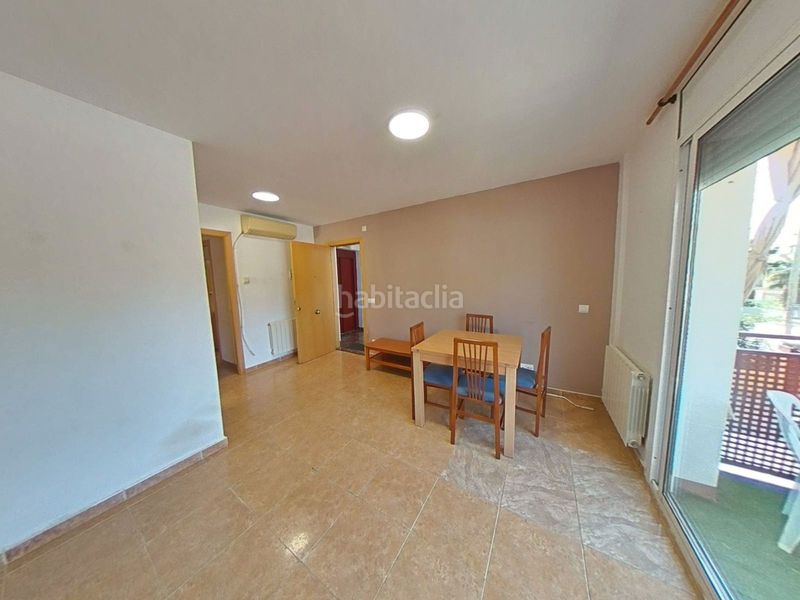 Foto cf5574cf-2624-41c0-9d06-53e8ddd62b87. Flat with heating parking in Cunit residencial Cunit