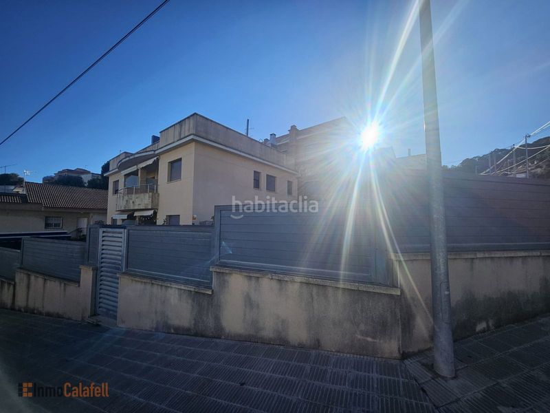 Foto ba5660b8-21e5-4e40-90b7-10e8c0634136. Pis amb calefacció aparcament piscina a Segur de Calafell nucli urbà Segur de Calafell