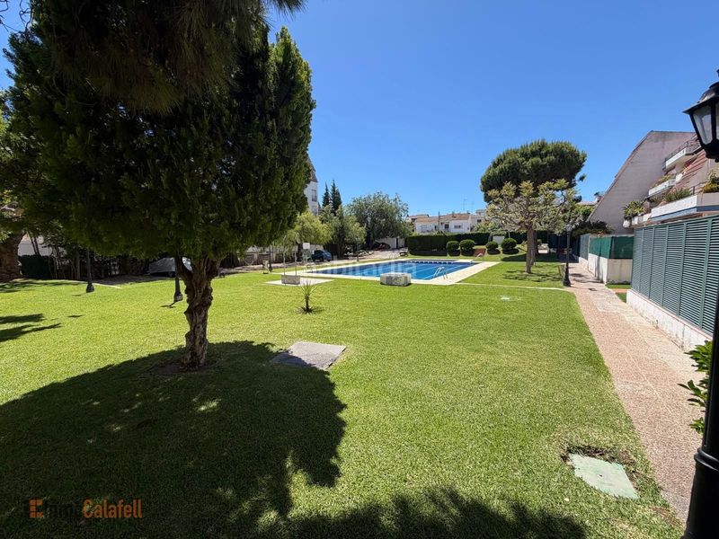 Foto 53684410-accf-4483-9fe8-ad684f1fda36. Dúplex amb calefacció aparcament piscina a Calafell residencial Calafell